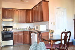 House Clinton Hill - Kitchen