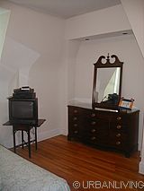 House Clinton Hill - Bedroom 