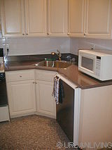 House Clinton Hill - Kitchen