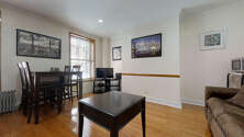 Apartment Fashion District - Living room
