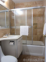 Apartment Midtown West - Bathroom