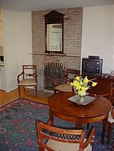 House Sutton - Living room