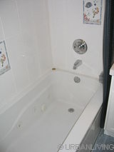 House Clinton Hill - Bathroom