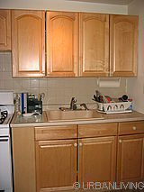 House Bedford Stuyvesant - Kitchen
