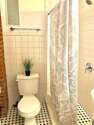 Apartment Yorkville - Bathroom