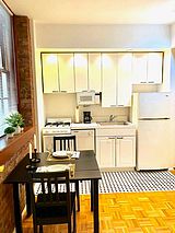 Apartment Yorkville - Kitchen