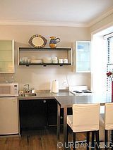 House Hamilton Heights - Kitchen