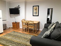 Apartment Fashion District - Living room