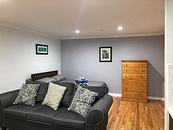 Apartment Fashion District - Living room