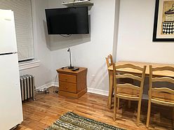 Apartment Fashion District - Living room