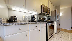 Modern residence Yorkville - Kitchen