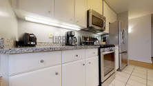 Modern residence Yorkville - Kitchen