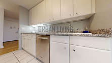 Modern residence Yorkville - Kitchen