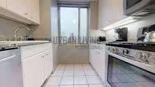 Modern residence Yorkville - Kitchen