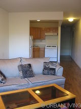 House Crown Heights - Living room