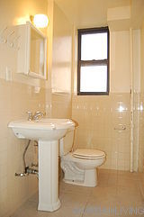 House Harlem - Bathroom