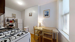 Apartment Fashion District - Kitchen