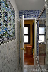 House Woodhaven - Bathroom