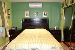 House Woodhaven - Bedroom