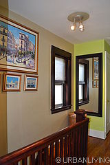 House Woodhaven - Living room