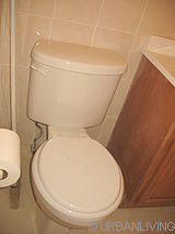 Apartment Fashion District - Bathroom