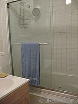Residential Loft Greenpoint - 浴室