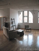 Residential Loft Greenpoint - Living room