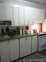 House Williamsburg - Kitchen