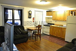 House Bedford Stuyvesant - Living room