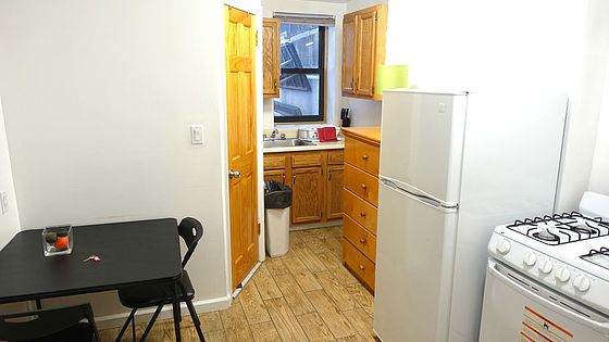 Apartment Fashion District - Living room