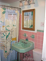 House Bedford Stuyvesant - Bathroom