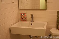 Apartment Financial District - Bathroom