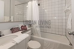 Apartment Midtown West - Bathroom