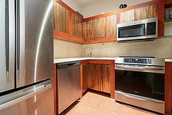 Apartment Harlem - Kitchen