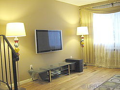 Triplex East New York - Séjour