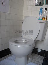 Apartment Rockaway Park - Bathroom