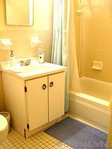 Apartment Harlem - Bathroom