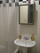 Apartment Ridgewood - Bathroom