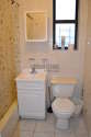 Apartment East Harlem - Bathroom