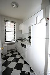 Apartment Sutton - Kitchen