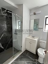 Apartment East Harlem - Bathroom