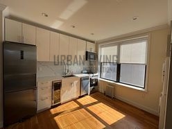 Apartment East Harlem - Kitchen