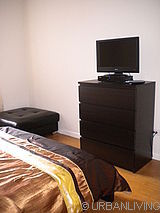 Apartment Theatre District - Bedroom 