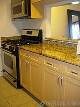 Apartment Theatre District - Kitchen