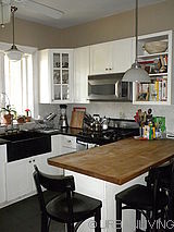House Ditmas Park - Kitchen
