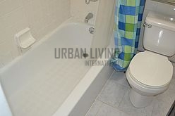 Apartment Harlem - Bathroom
