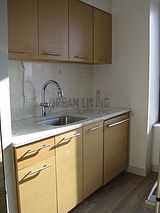 Apartment Fashion District - Kitchen
