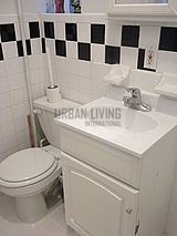 Apartment East Harlem - Bathroom