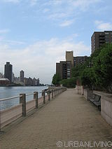 アパルトマン Roosevelt Island