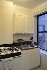 Apartment East Harlem - Kitchen